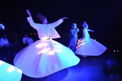 Batman halkına ‘Semazen’ gösterisi