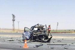 Kaza yapan araç hurdaya döndü: 1 ölü-foto