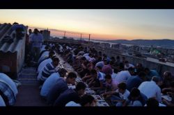 Mustazaflar Cemiyeti İzmir Şubesi iftar yemeği verdi