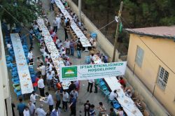 Midyat  HÜDA-PAR’dan  İftar  Yemeği