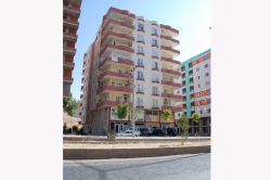 Beşinci kattan düşen bebek hayatını kaybetti