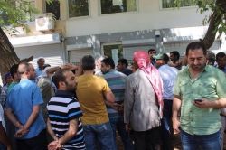 Kesintilere tepki gösteren çiftçiler DEDAŞ'a saldırdı