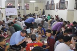 Avrupa Yetim-Der Gazze’de iftar yemeği verdi