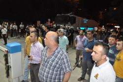 TPİC işçilerinin yakınlarına polis müdahalesi