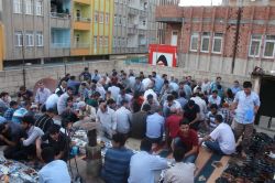 Kâhta Çağrı-Der iftar yemeğinde üye ve gönüllüler ile buluştu