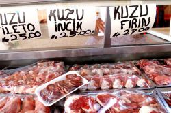 Yükselen et fiyatlarından halk şikâyetçi, kasaplar rahatsız