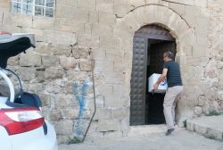 Eğitimcilerden Ramazan yardımı