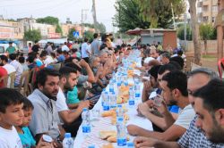 Anadolu Der’den Kadir Gecesinde iftar programı
