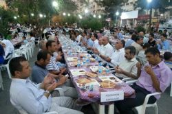 Kızıltepe’de Suriyelilere iftar yemeği verildi