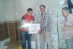 Kızılay’dan Suriyeli ailelere gıda yardımı