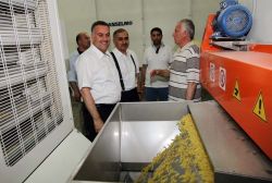 Vali Koçak OSB'de incelemelerde bulundu