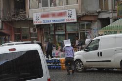 Bitlis’te ani bastıran yağmur hayatı olumsuz etkiledi