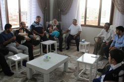 Yapıcıoğlu Şehid ailelerine bayram ziyaretinde bulundu