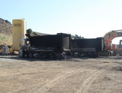 Şanlıurfa'da 4 iş makinesi kundaklandı