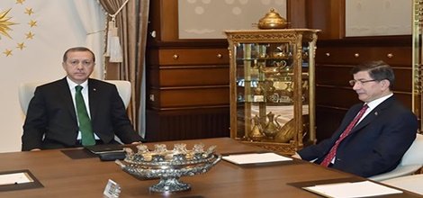 Cumhurbaşkanı Erdoğan Başbakan Davutoğlu ile görüşüyor