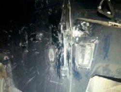 Cizre’de bir iş makinesi ateşe verildi