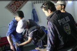 Ağrı da asayiş uygulaması: 5 gözaltı