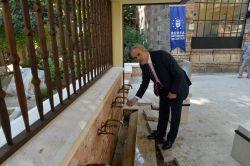 Altıparmak camii yenileniyor
