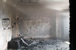 Şırnak’ta bir ev tamamen yandı