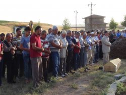 Çınar'da PKK saldırısında hayatını kaybeden H. Osman Çaran toprağa verildi video foto