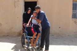 Küçük Ammar’ın tek isteği arkadaşları gibi koşup oynamak video foto