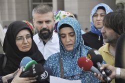 Yakalama kararlarını engelleyen yetkililere suç duyurusu