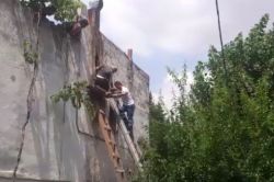 İnşaat iskelesinde gelen feci ölüm