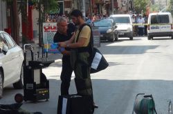 Çöp konteynırı yanına bırakılan şüpheli valiz boş çıktı