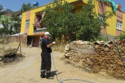 Kahramanmaraş’ta akrep sokma vakalarına karşı ilaçlama yapıldı