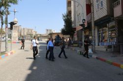 Vali Su, zarar gören esnafı ziyaret etti