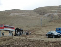 PKK’lılar Abalı Kayak Tesislerini ateşe verdi
