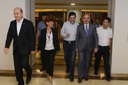 Müezzinoğlu’dan Burkay’a geçmiş olsun ziyareti