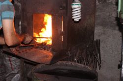 Demirciler teknolojiye direniyor