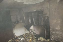 Küle dönen evde Kur’an’ın yanmaması hayrete düşürdü