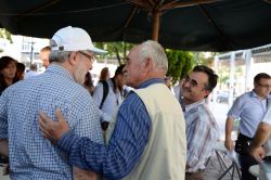 Üniversite yönetimi halkın arasında