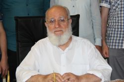 Büyüközer : “Helal gıda ümmetin meselesidir”