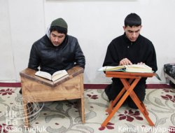 Polis'ten Gençlere 'Derneğe Gitme!' Baskısı