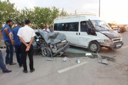 Kâhta’da trafik kazası: 1’i ağır 3 yaralı