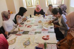 Mardin tarihi ipek kumaşa nakşediliyor