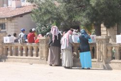 Suriyeli sığınmacılara insani yardım