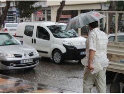 Şanlıurfa Yaz Yağmuruna Teslim