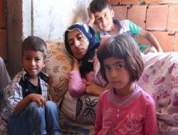 Sazîyên Civakî yên Sivîl li pîreka nexweş xwedî derketin