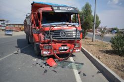 Batman'da TIR’ın çarptığı yaya hayatını kaybetti video