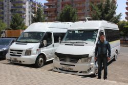 Diyarbakırlı servis şoförleri okulların geç açılmasına tepkili video foto