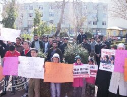 Başörtüsü Önündeki Engeller Kaldırılsın