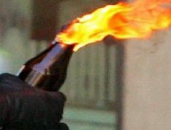 Mardin'de dershaneye molotoflu saldırı (Video)