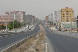 Uluslararası tarihi ipek yolu bugünlerde ıssız