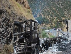 PKKyîyan li Bidlîsê 20 wesayît şewitandin