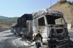 Araçların yakılması şoförleri tedirgin ediyor