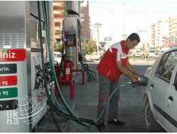 Benzinde 5 Kuruşluk İndirim
